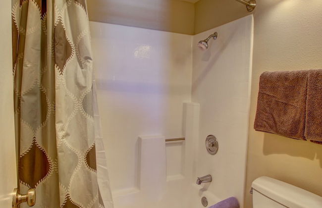 Sunshine Suites at Hillcrest - Foto 30
