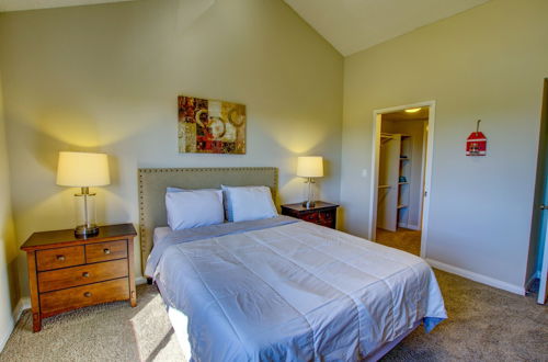 Photo 11 - Sunshine Suites at Hillcrest