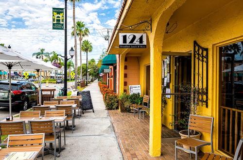 Photo 44 - Tropical Villas of Venice Beach