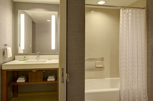 Photo 11 - Hyatt Place DFW