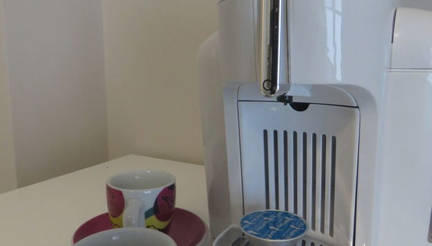 Kaffee und/oder Kaffeemaschine