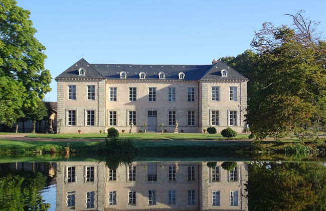 Le Château de Laplaud - Foto 1