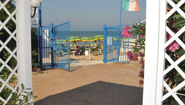 Entrada (vista interior)