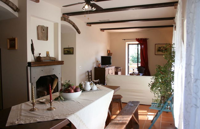 Wonderful Private Villa With Wifi, Private Pool, TV, Terrace, Pets Allowed, Parking, Close to Arezzo - Photo 11