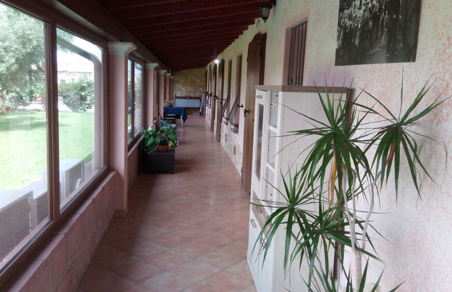 Agriturismo Is Scalas - Photo 18