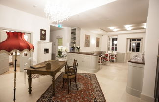 Photo 3 - Villa Italia Luxury Suites and Apartments