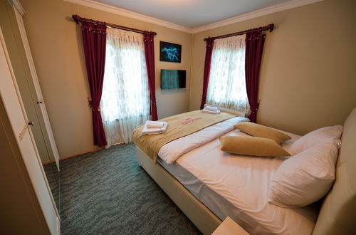 Photo 10 - Monoir Suite