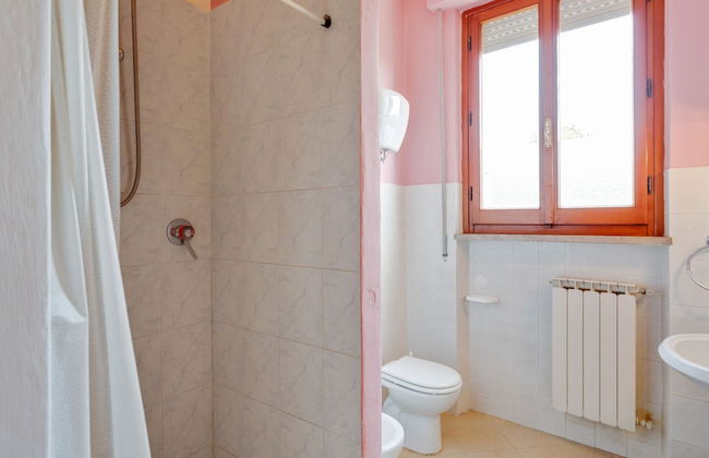 Spacious Lakefront Apartment - Foto 14