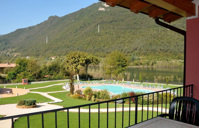Apartment in Idro With Lake and Mountain Views - Photo 12