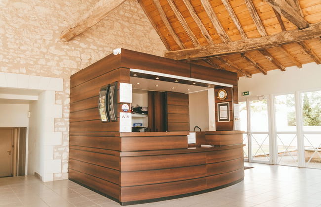Terres de France - Appart'Hotel La Roche-Posay - Foto 3