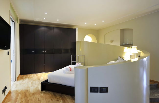 At Home Heart of Milan - Design Duomo Apartment - Foto 6