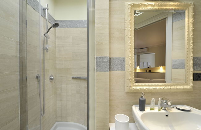At Home Heart of Milan - Design Duomo Apartment - Foto 28