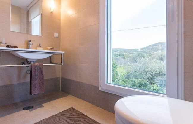 The Lake Villa Mountains & Sea view - Foto 49