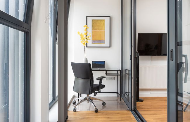 Modern Kingston Home Close to Hampton Court Palace by Underthedoormat - Foto 17