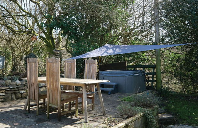 Merlins Cabin - 2 Bed - Blaen Cedi Farm - Foto 18