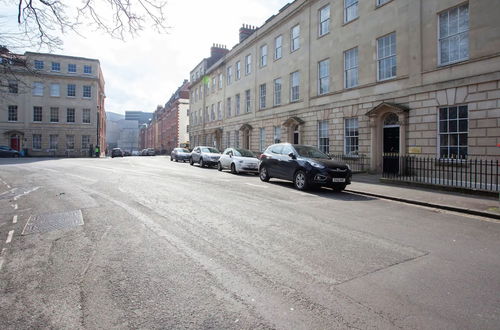 Photo 30 - Central Designer 2 Bedroom Apartment in Portland Square