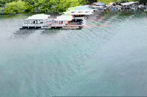 Photo 1 - Round the point Bungalow