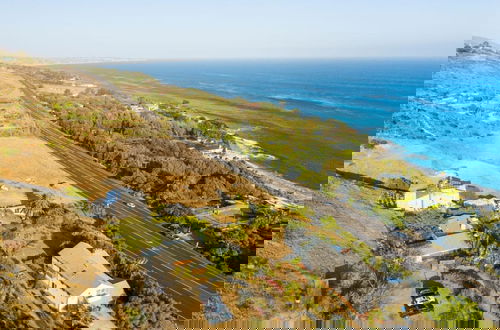 Photo 28 - Bluff by Avantstay Gorgeous Malibu Getaway w/ Hot Tub & Spectacular Ocean Views