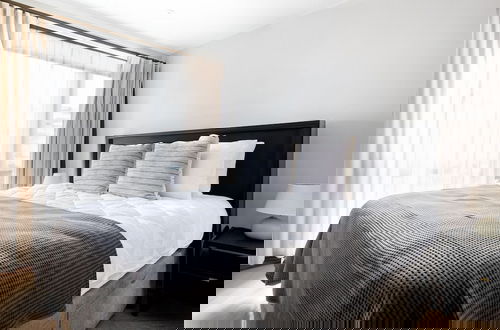 Photo 4 - Sophisticated 2 Bedrooms by Spitafields