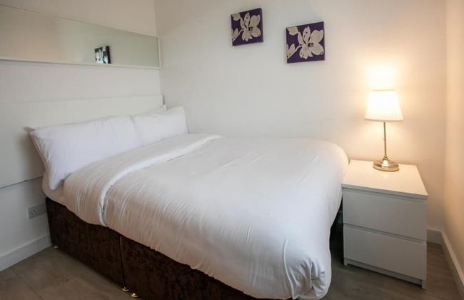 IFSC Townhouse Apartments - Photo 14