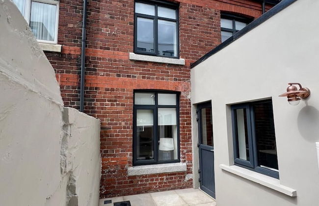IFSC Townhouse Apartments - Photo 60