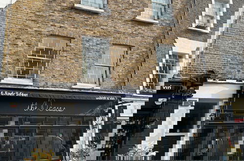 Photo 18 - Endell Street