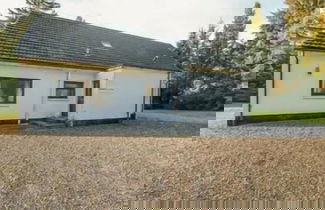 Foto 1 - Captivating 5-bed Cottage With Private hot tub