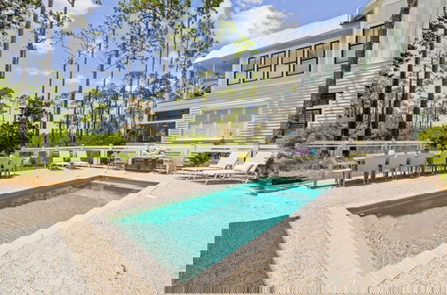 Foto 43 - Private Pool, Lake Views, Great Outdoor Space Lake District Home In Watercolor, Fl 6 Bedroom Home by RedAwning