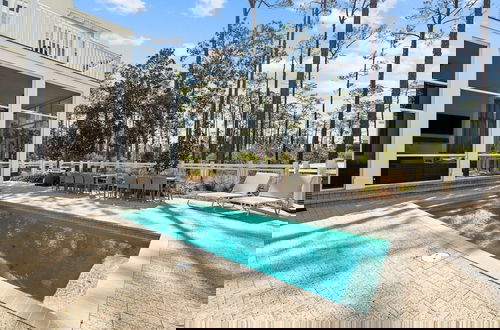 Foto 42 - Private Pool, Lake Views, Great Outdoor Space Lake District Home In Watercolor, Fl 6 Bedroom Home by RedAwning