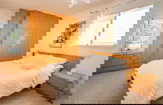 Foto 1 - Homey Kiryat Haim Apt by Sea N Rent