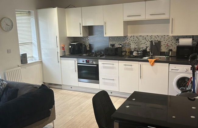 Inviting 2-bed Apartment in Bushey - Foto 16
