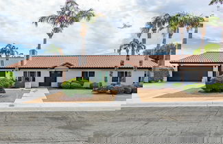 Foto 1 - Catalina by Avantstay Fully Remodeled Palm Springs Haven + Pool Permit#3432