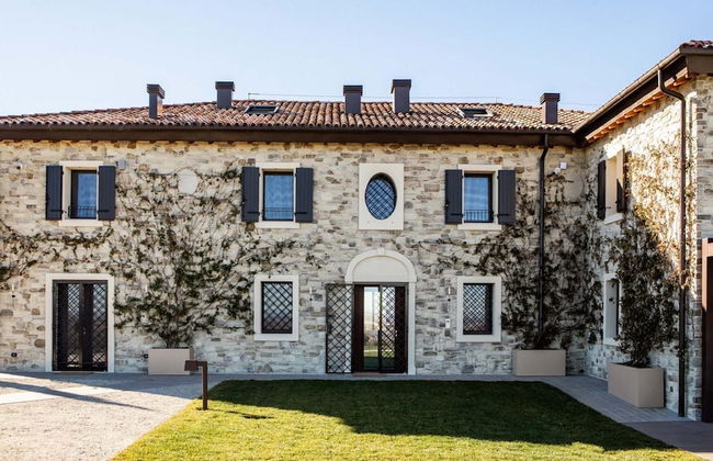 Villa Colombara Part of Palazzo di Varignana - Photo 2