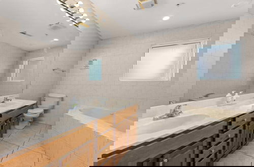 Foto 7 - OCHG Ocean 1 Suites