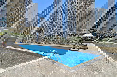 Foto 2 - Silkhaus Burj Khalifa Short Walk Pool Gym