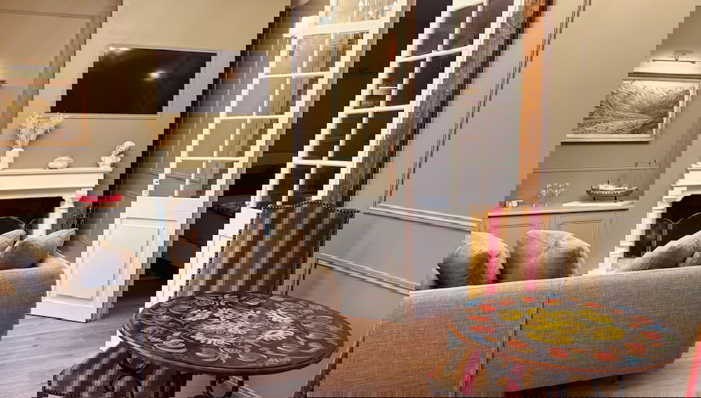 Primary image