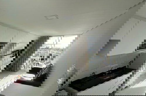 Photo 4 - Aquarius Residence