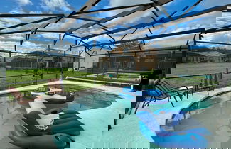 Foto 1 - Grand Family House With Private Pool Near Disney Parks