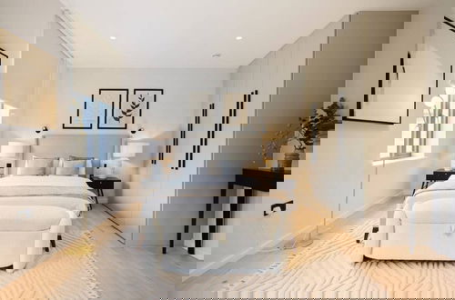 Foto 6 - The Brondesbury Hideaway - Stylish 3bdr Flat With Balcony + Parking