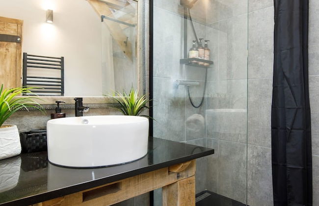 Rural Lodge Retreat With Hot Tub - Foto 4