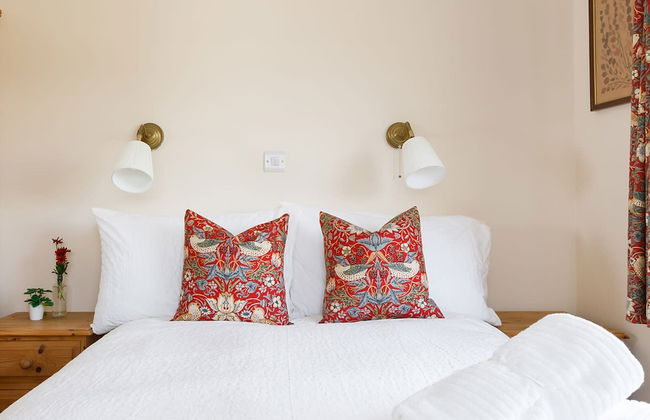 Sunny Seafront Chalet - Sleeps 6 - Foto 15