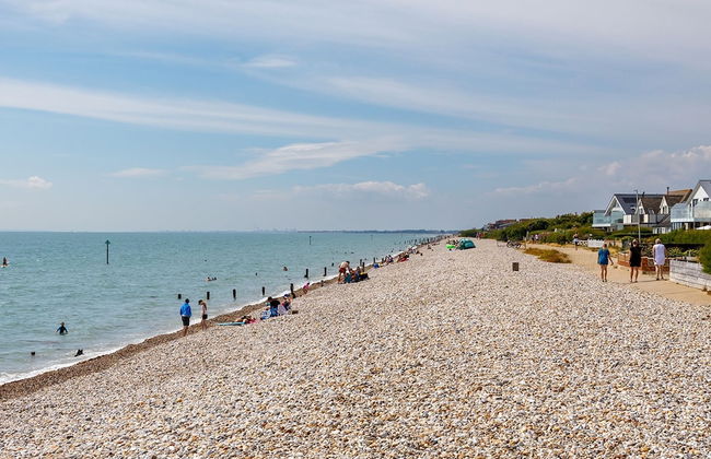 Sunny Seafront Chalet - Sleeps 6 - Foto 30