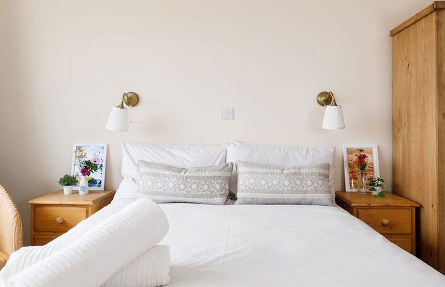 Sunny Seafront Chalet - Sleeps 6 - Foto 23