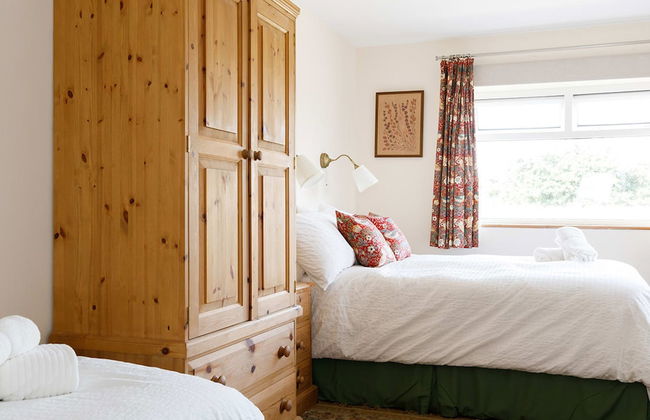 Sunny Seafront Chalet - Sleeps 6 - Foto 16