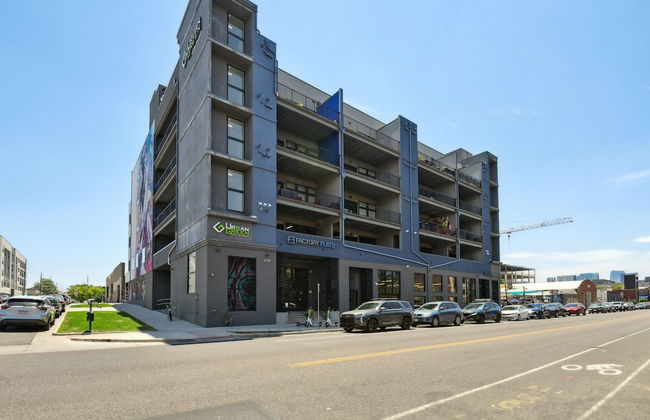 Brushed & Bold | RiNo Art Lofts - Foto 34