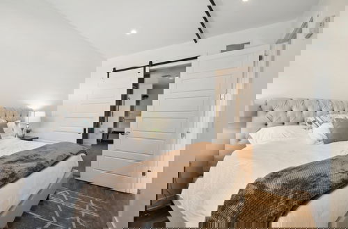 Foto 4 - Brushed & Bold | RiNo Art Lofts