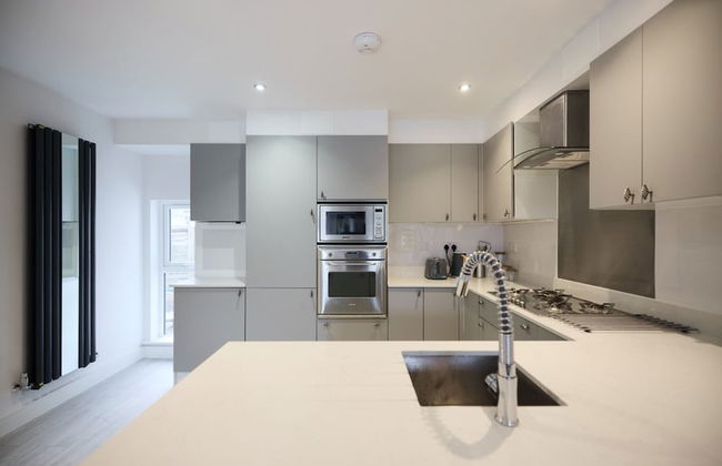 The Kingswood Place - Modern 2bdr With Terrace - Foto 2