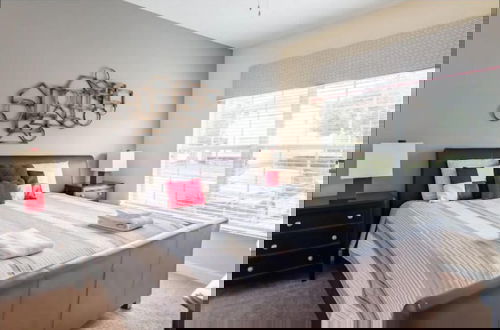 Foto 7 - Paradise Pool Townhome W/wifi & Resort Amenities 4 Bedroom Townhouse by RedAwning
