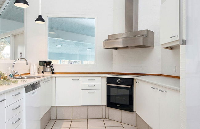 12 Person Holiday Home in Ebeltoft - Foto 6