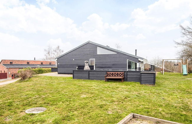 12 Person Holiday Home in Ebeltoft - Foto 77